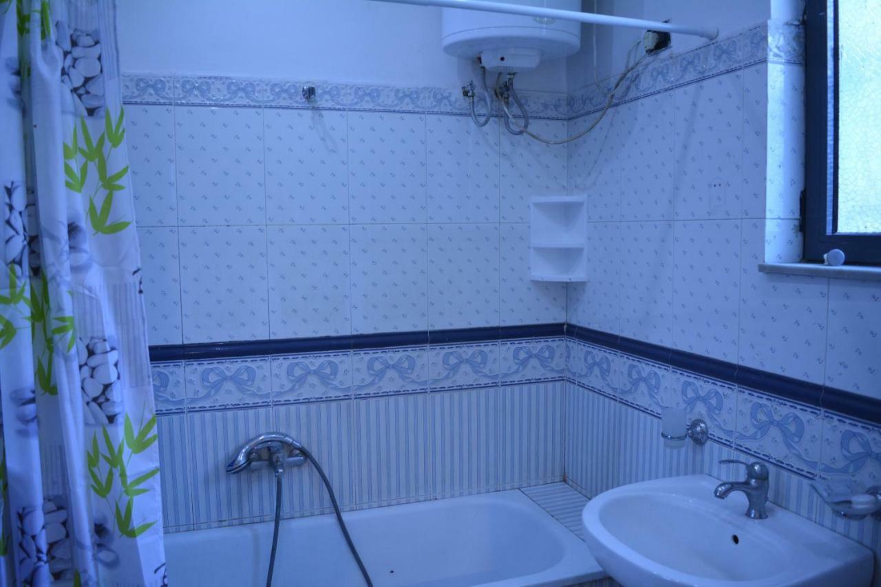 Hotel Republika ティラナ エクステリア 写真